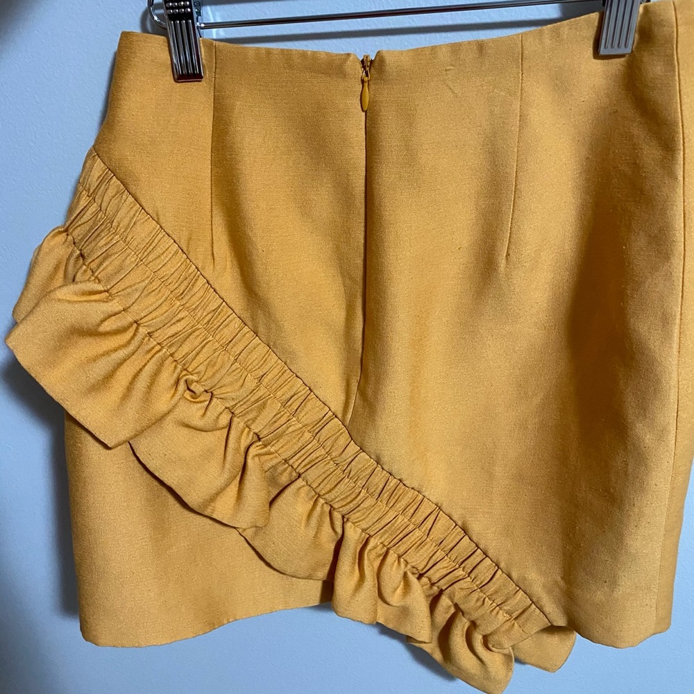 Mid Rise Ruffle Mini Pencil Skirt - Picture 4 of 4
